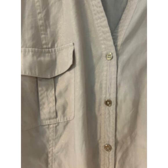 CHICO'S Tan V Neck  Lightweight Button Long Sleeve Travel Blouse Size 3 LARGE - Picture 5 of 9